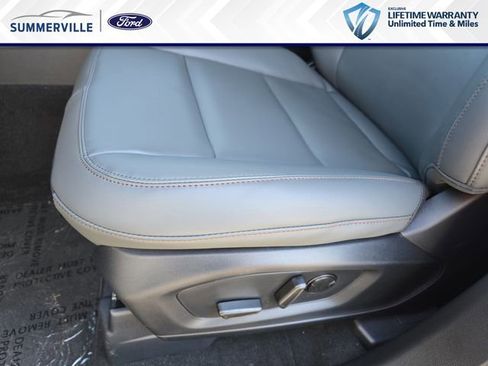 New 2026 Ford Explorer Active RWD image 31