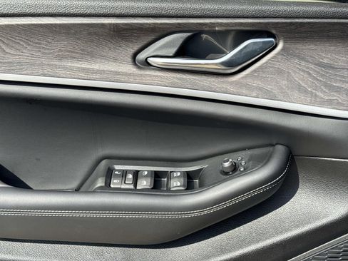 New 2026 Jeep Grand Cherokee Altitude image 20