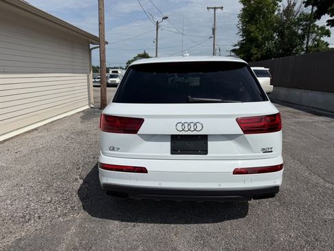 Used 2018 Audi Q7 3.0T Prestige w/ Prestige Package AWD/4WD image 10