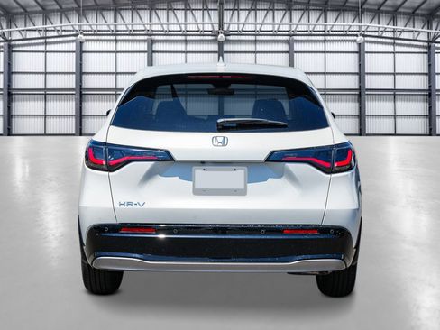 New 2027 Honda HR-V EX-L image 3