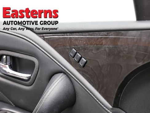 Used 2024 INFINITI QX80 Luxe AWD/4WD image 23