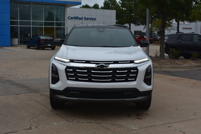 New 2027 Chevrolet Equinox LT w/ Safety and Technology Package FWD image 2