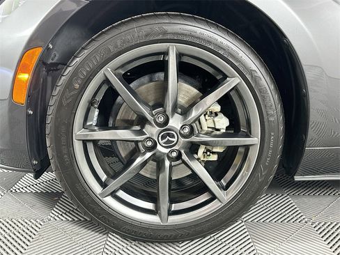 Used 2017 MAZDA MX-5 Miata RF Grand Touring image 31