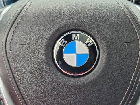 Used 2017 BMW 750i RWD image 30