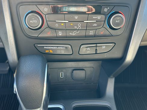 Used 2018 Ford Escape SE AWD/4WD image 19