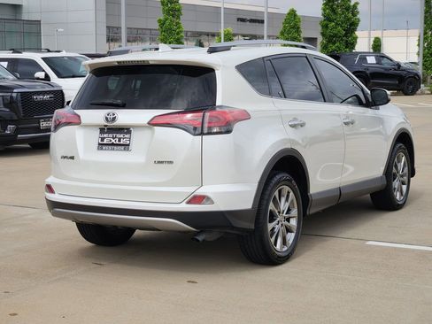 Used 2017 Toyota RAV4 Limited FWD image 7