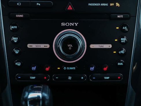 Used 2019 Ford Explorer Sport w/ Equipment Group 401A AWD/4WD image 14