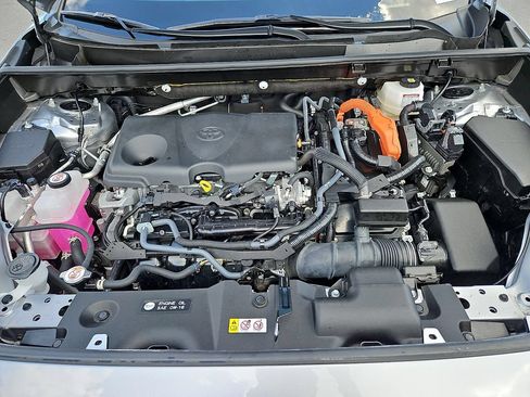 Used 2024 Toyota RAV4 Limited w/ Advanced Technology Package AWD/4WD image 31