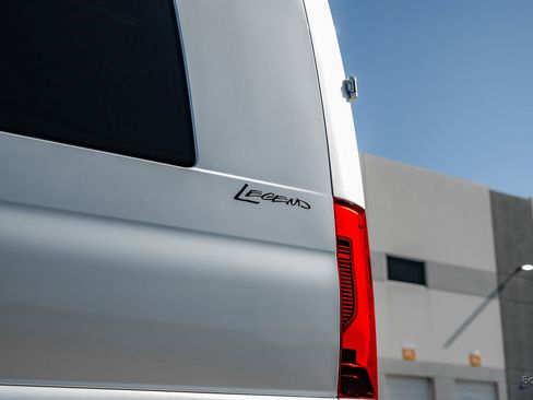 Used 2023 Mercedes-Benz Sprinter 3500 w/ Parking Package image 32