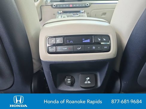 Used 2024 Hyundai Palisade Limited AWD/4WD image 12