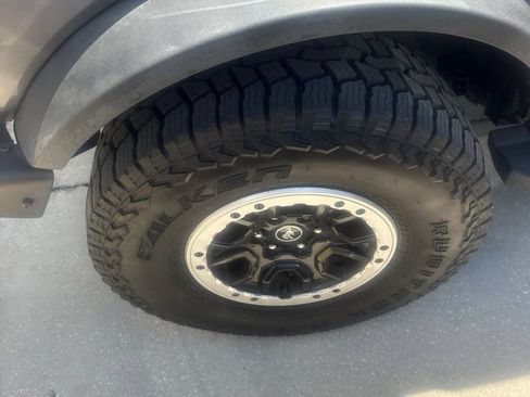 Used 2021 Ford Bronco Outer Banks w/ Sasquatch Package AWD/4WD image 17
