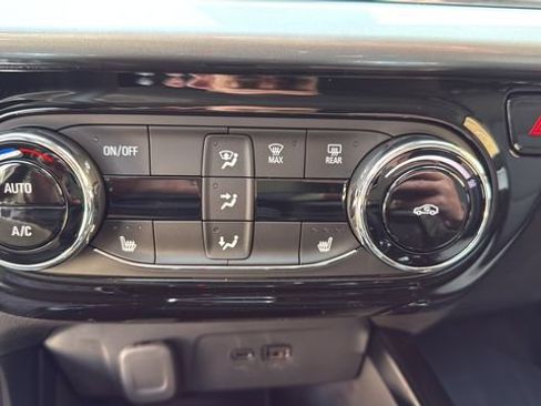 New 2026 Chevrolet Trax LT w/ Driver Confidence Package FWD image 24