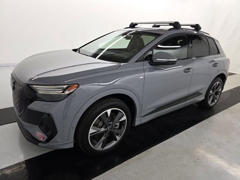 Used 2023 Audi Q4 e-tron Prestige AWD/4WD image 3