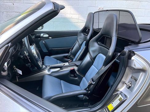 Used 2011 Porsche 911 Turbo S AWD/4WD image 5