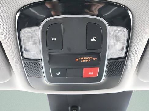 Certified 2025 Hyundai Sonata SE FWD image 18