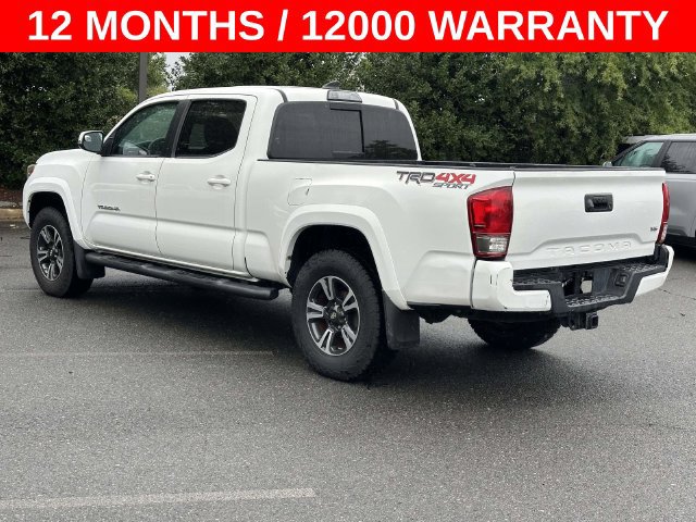 Used 2017 Toyota Tacoma TRD Sport w/ Tow Package AWD/4WD image 2