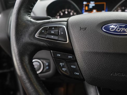 Used 2017 Ford Escape SE w/ Equipment Group 201A AWD/4WD image 26