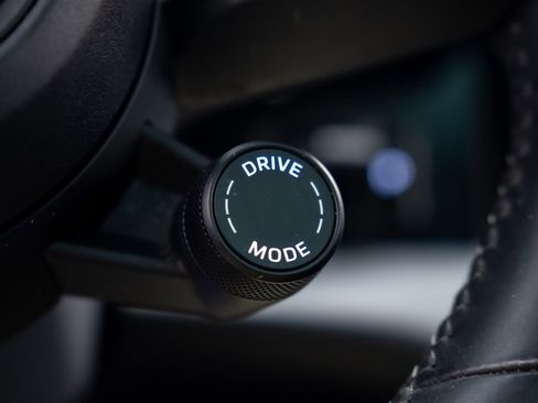 Used 2021 Porsche Taycan 4S image 21