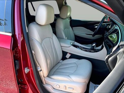 Used 2017 Buick Envision Premium AWD/4WD image 31