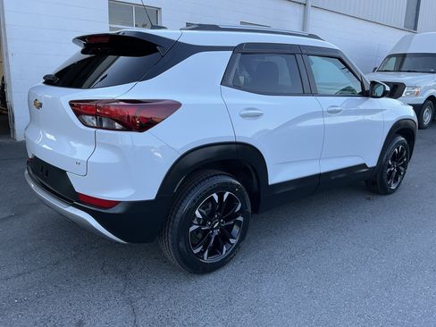 Used 2023 Chevrolet TrailBlazer LT w/ Convenience Package image 14