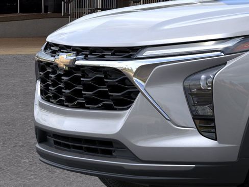 New 2026 Chevrolet Trax LT w/ Driver Confidence Package image 13