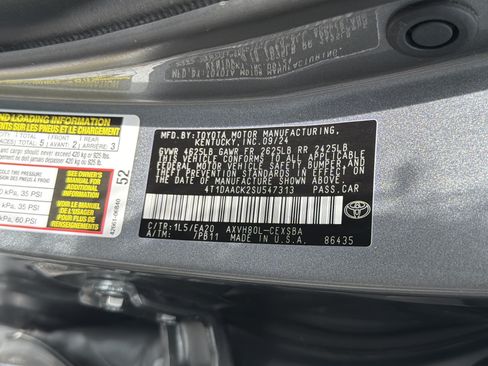 Certified 2025 Toyota Camry SE FWD image 30
