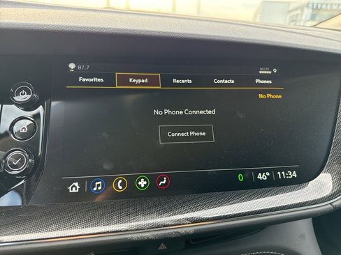 Used 2023 Buick Envision Essence image 23