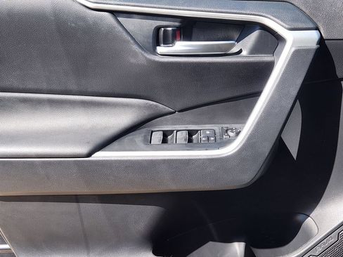 Used 2024 Toyota RAV4 XLE w/ Convenience Package FWD image 25