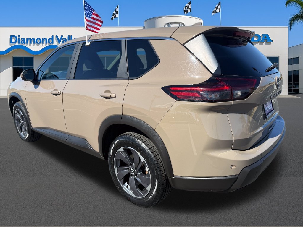 Used 2025 Nissan Rogue SV FWD image 4