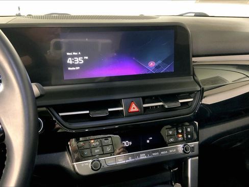 Used 2025 Kia Seltos S image 6