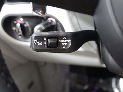 New 2026 Porsche Macan image 30