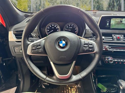 Used 2018 BMW X1 xDrive28i AWD/4WD image 16