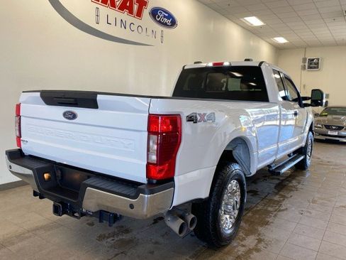 Certified 2022 Ford F350 XLT w/ XLT Value Package image 7