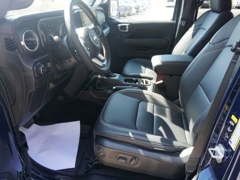 New 2025 Jeep Wrangler Sahara image 12