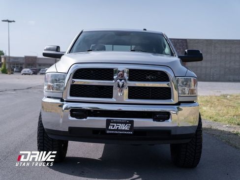 Used 2014 RAM 2500 SLT w/ Cold Weather Group image 4