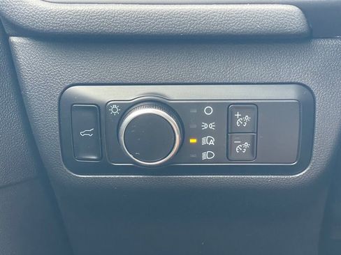 Used 2024 Ford Escape Active image 18