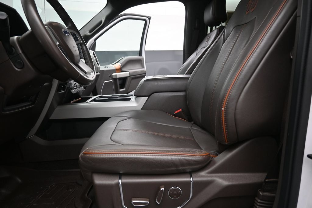 Used 2017 Ford F350 King Ranch w/ King Ranch Ultimate Package AWD/4WD image 10