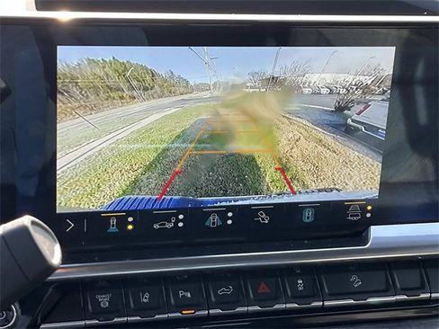 Used 2025 Chevrolet Silverado 2500 LTZ w/ LTZ Convenience Package image 35