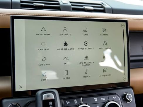 New 2026 Land Rover Defender 110 X-Dynamic SE AWD/4WD image 36