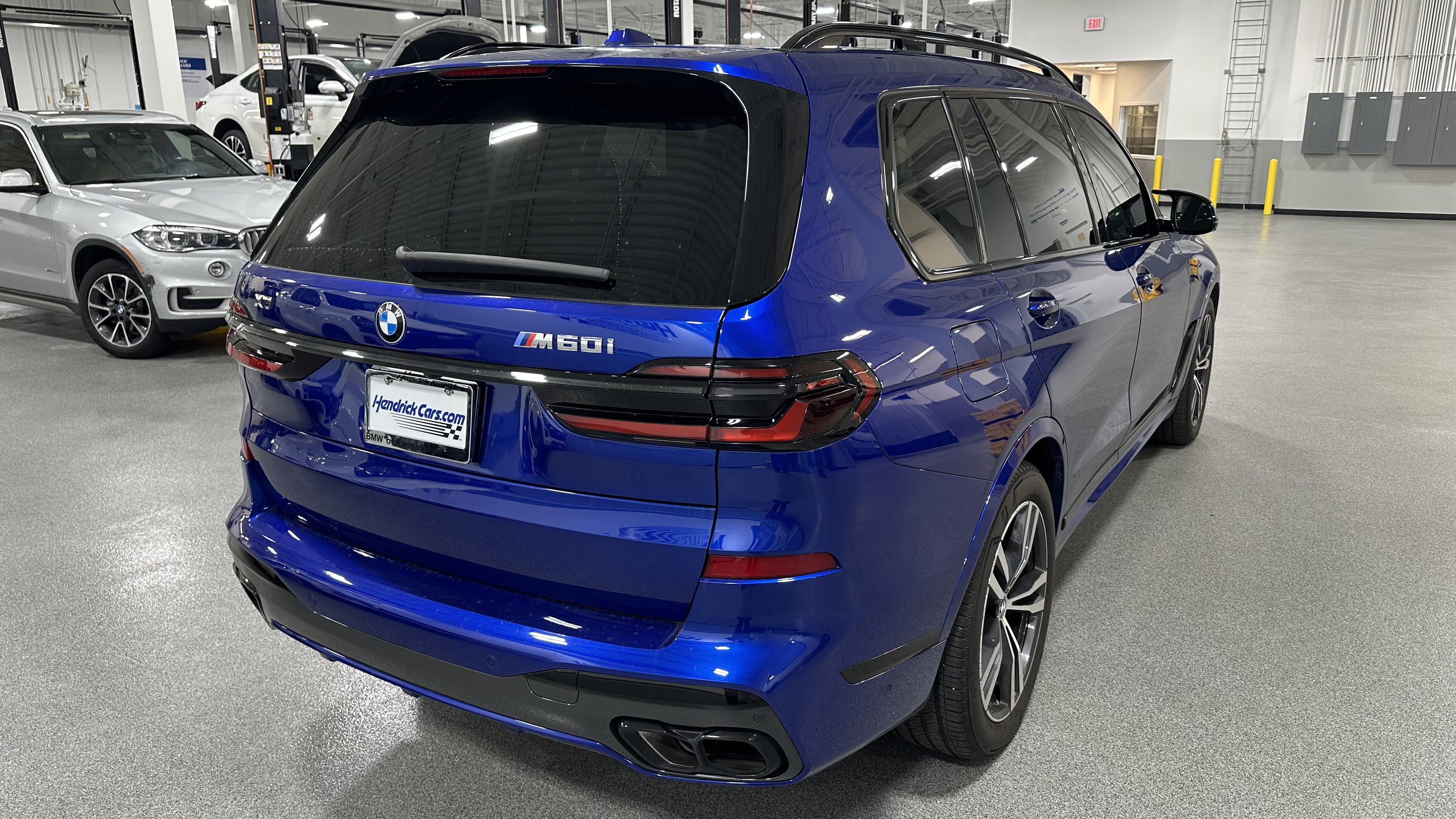 Certified 2024 BMW X7 M60i w/ Executive Package AWD/4WD image 10