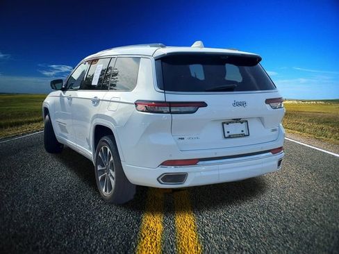 Certified 2021 Jeep Grand Cherokee L Overland w/ Luxury Tech Group IV AWD/4WD image 2