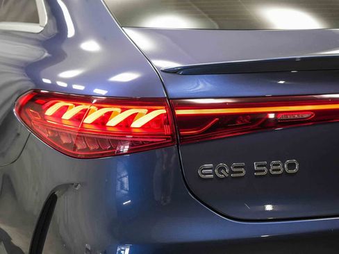 Certified 2023 Mercedes-Benz EQS 580 4MATIC Sedan image 9