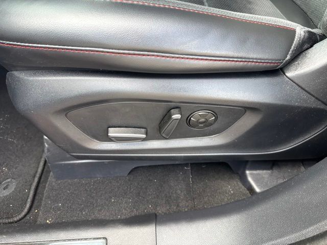 Used 2025 Ford Explorer ST AWD/4WD image 14