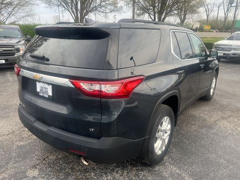 Used 2020 Chevrolet Traverse LT image 7