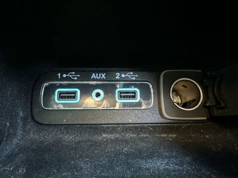 Used 2021 Jeep Grand Cherokee Overland image 36