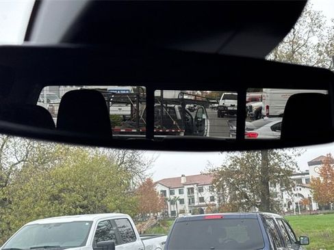 Used 2025 GMC Sierra 2500 Denali image 25