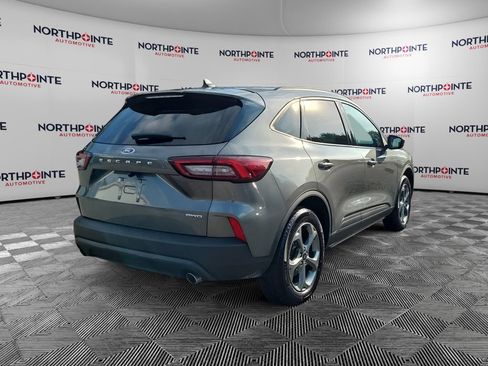 Used 2025 Ford Escape ST-Line Select AWD/4WD image 6