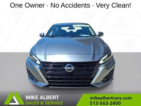 Used 2023 Nissan Altima 2.5 S FWD image 2
