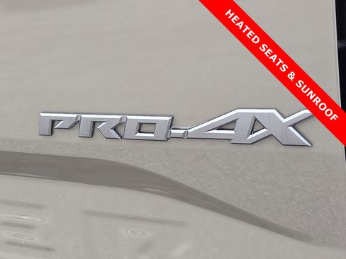Used 2023 Nissan Frontier PRO-4X w/ Pro-4X Premium Package AWD/4WD image 8