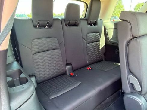 Used 2023 Nissan Pathfinder SV w/ Black Appearance Package AWD/4WD image 23